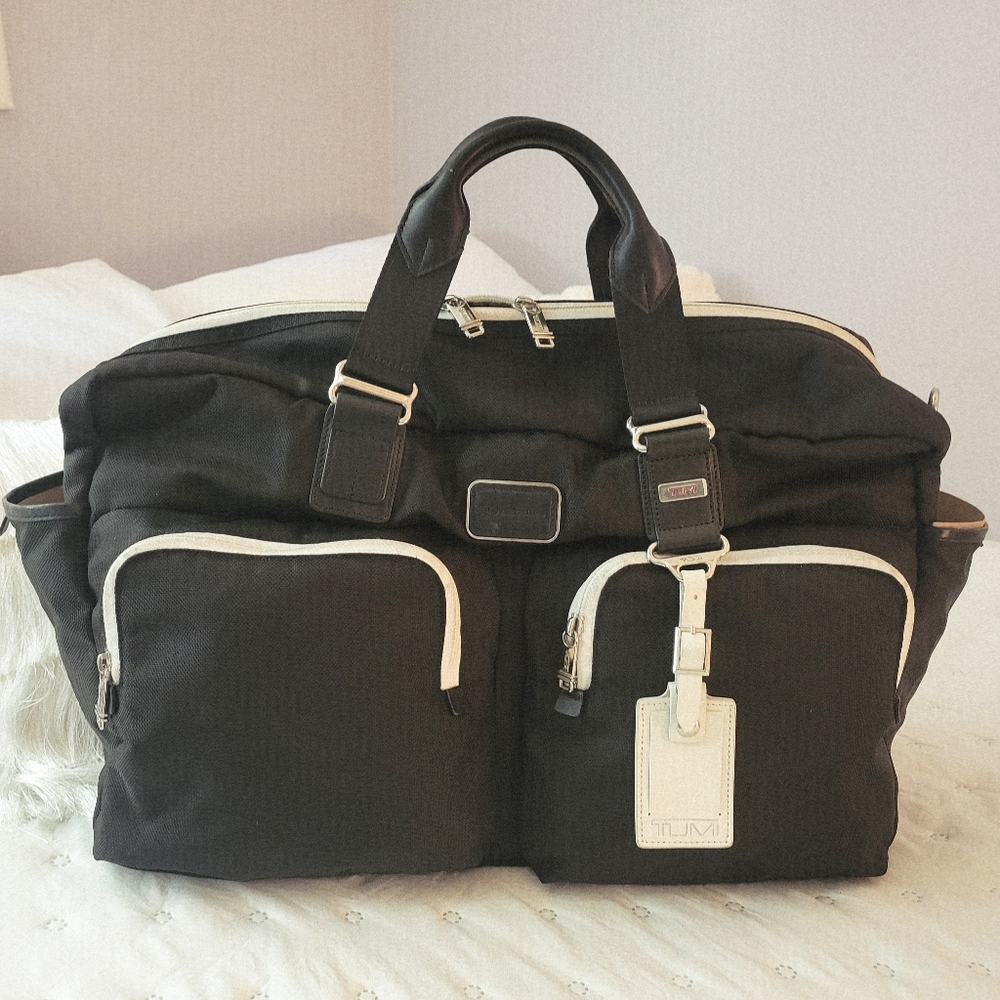 Tumi Alpha Bravo Essential Duffle Bag